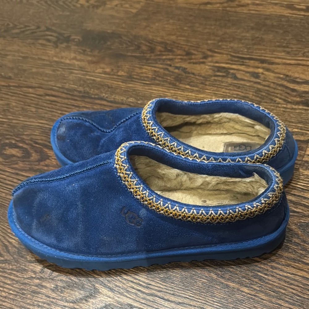 UGG Blue Suede moccasin’s Slip-On Shoes